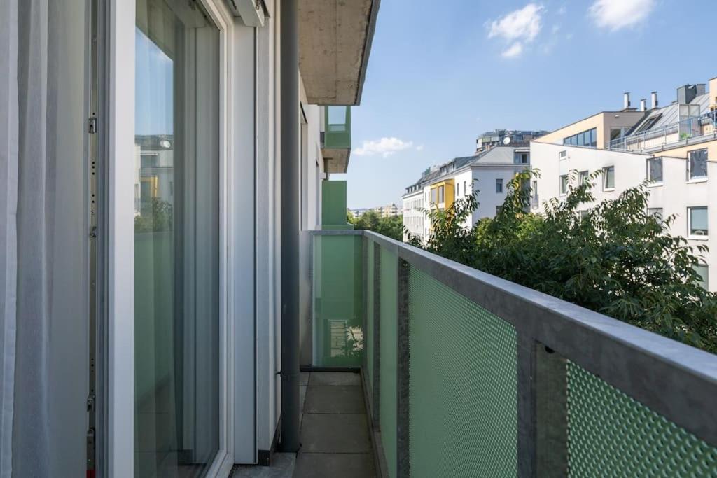 וינה Urban 1Br Retreat, Easy City Link By Hm מראה חיצוני תמונה