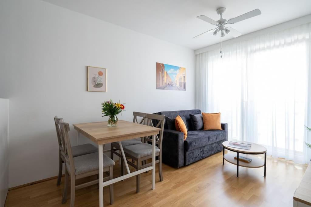 וינה Urban 1Br Retreat, Easy City Link By Hm מראה חיצוני תמונה